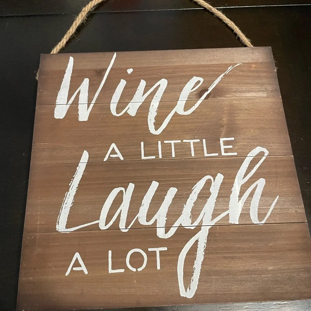 Charming Rustic Wine Wall Hanging